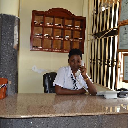 Barcelona Lodge Bagamoyo Bagian luar foto