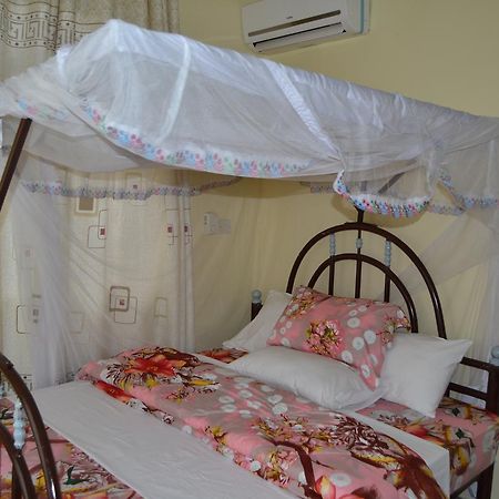 Barcelona Lodge Bagamoyo Bagian luar foto