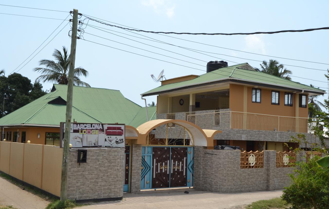 Barcelona Lodge Bagamoyo Bagian luar foto